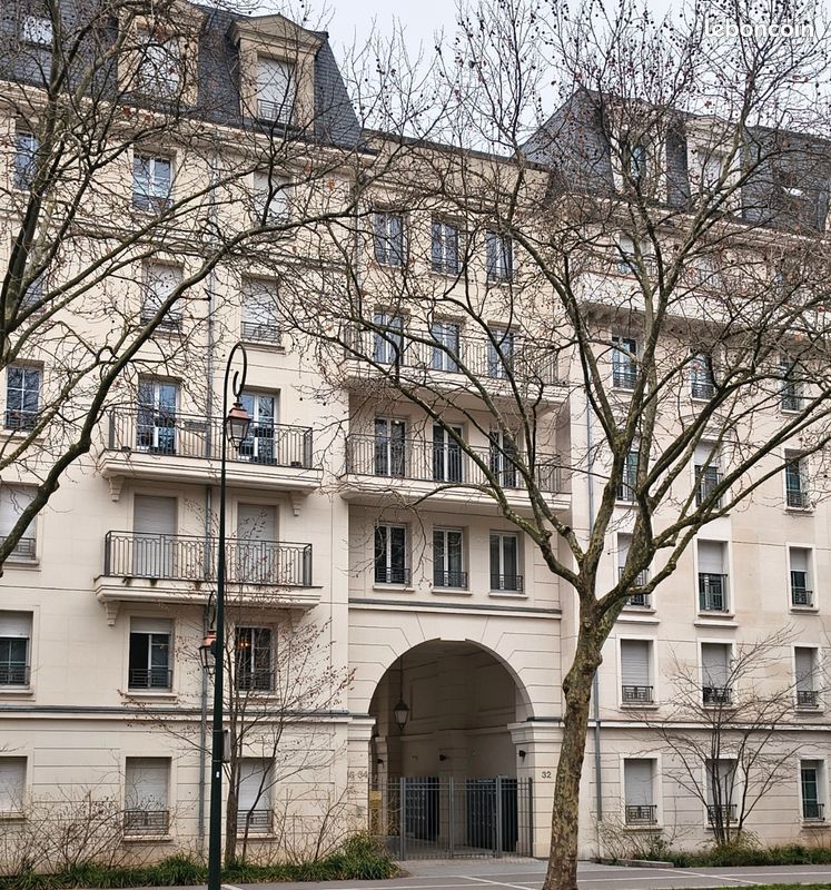 Appartement 5 pièces 95 m² · à La Garenne-Colombes · 95 m² · 2 100 €