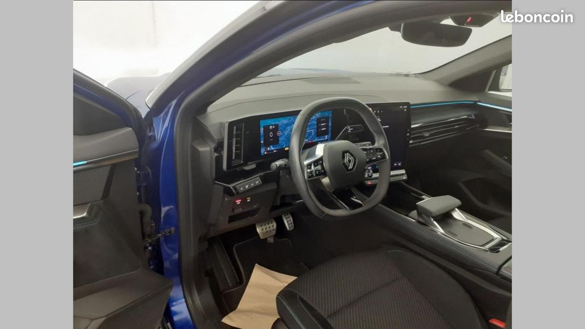 Renault Austral mild hybrid 160 auto Techno esprit Alpine (image 8)