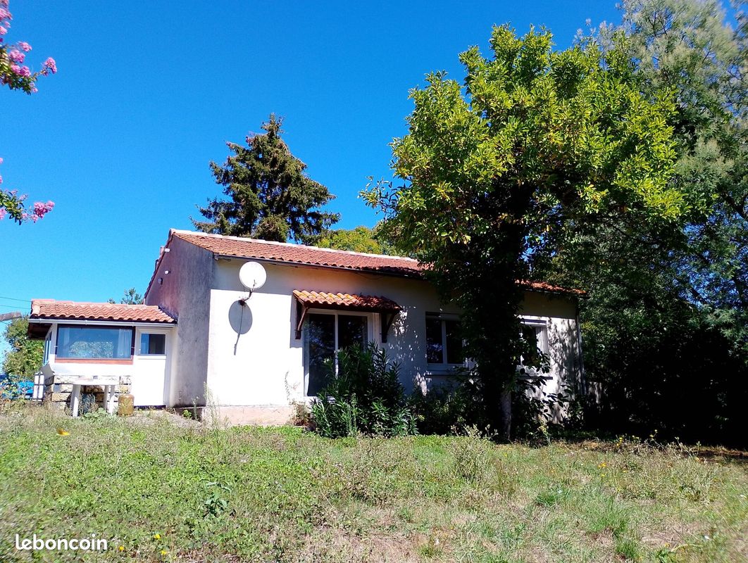 Maison 3 pièces 82 m² · à Jonzac · 82 m² · 118 000 €