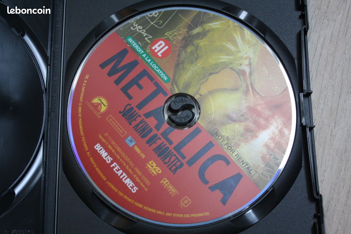 Double DVD METALLICA Some Kind Of Monster (image 6)
