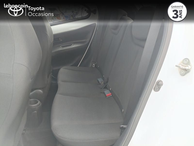 Toyota Aygo X 1.0 VVT-i 72ch Dynamic MY23 (image 12)