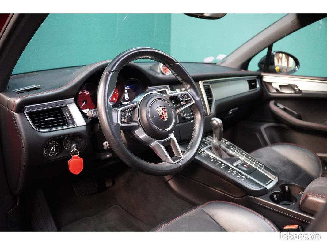 PORSCHE MACAN GTS 3.0i V6 360CV PDK - Toit ouvrant - Carmin - Bose (image 7)