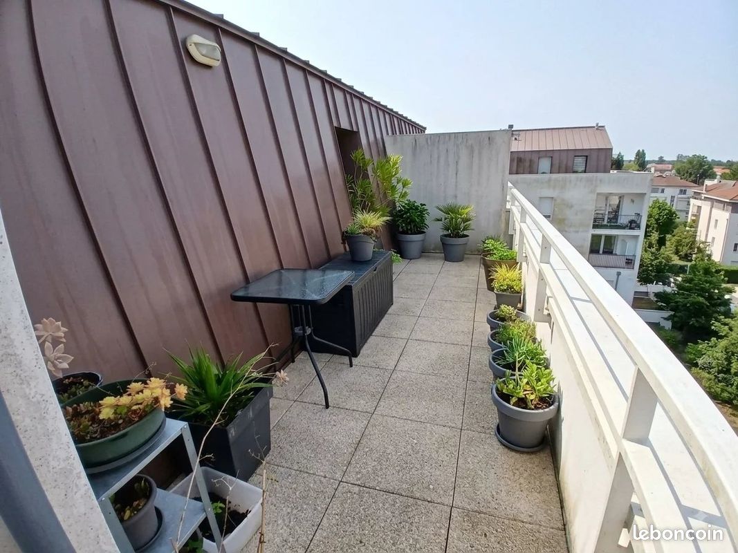 Appartement 2 pièces 50 m² · à Saint-Sébastien-sur-Loire · 50 m² · 666 €