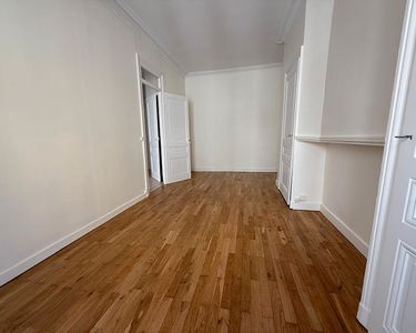 Appartement 294 250 € - 49 m²