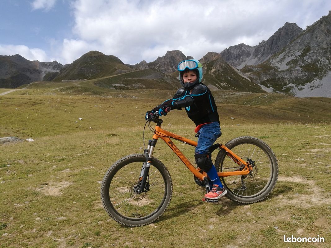 Kona Stinky 24 pouces DH enfant (image 1)