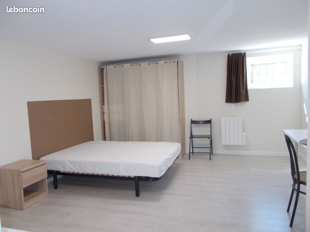 Appartement 1 pièce 24 m² · à Bourg-de-Péage · 24 m² · 420 €