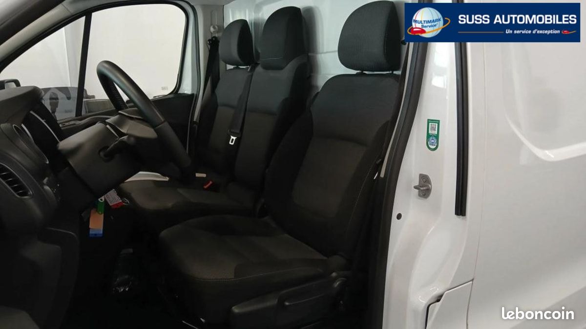 Renault Trafic FOURGON FGN L1H1 DCI 120 CONFORT (image 8)