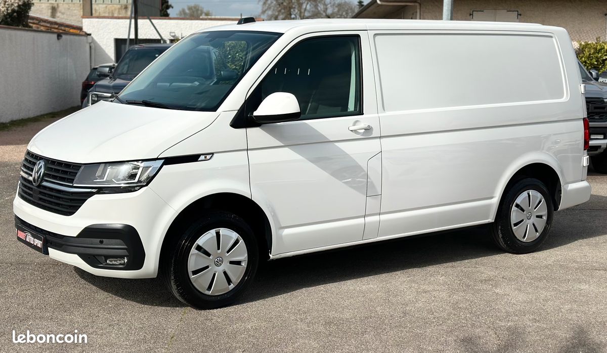 Volkswagen Transporter T6 L1 H1 2,0 TDI 150CV BVMT6 GPS APPLE CARPLAY + BLUETOOTH + RADARS AV / AR (image 1)