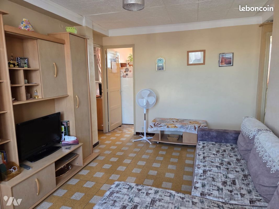 Appartement 3 pièces 52 m² · à Marseille · 52 m² · 65 000 €
