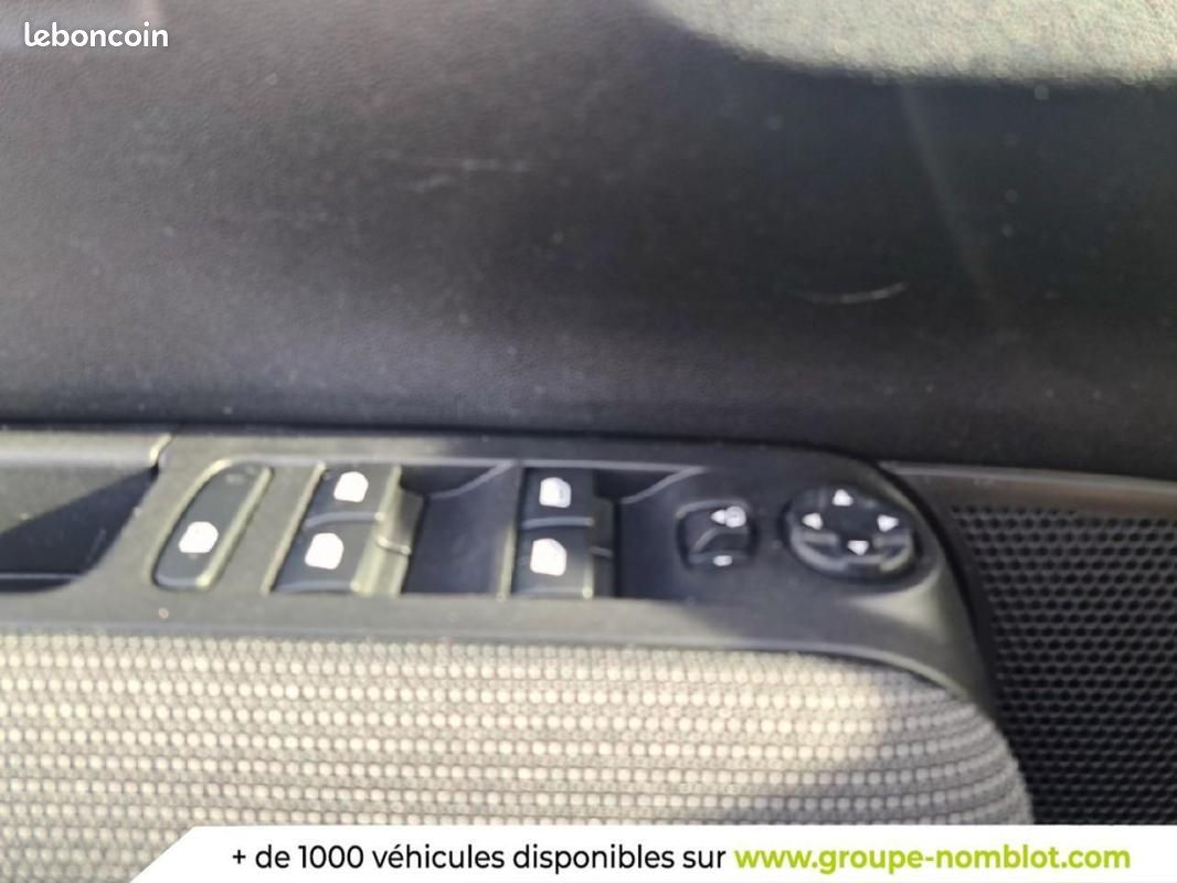 Citroën C3 Aircross BlueHDi 110 S&S BVM6 Feel Pack (image 22)