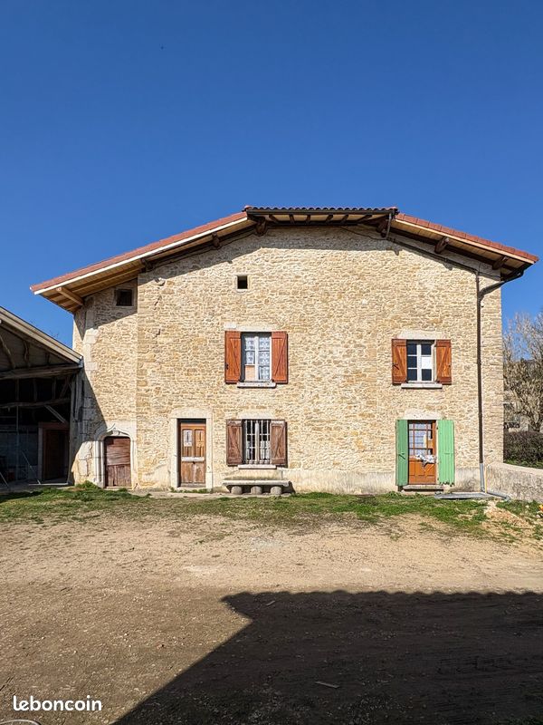 Maison 4 pièces 127 m² · à Saint-Martin-du-Mont · 127 m² · 137 500 €