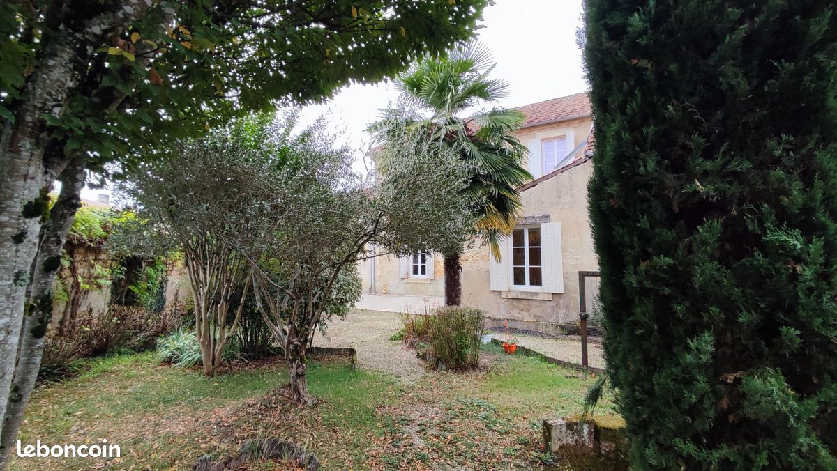Maison 4 pièces 111 m² · à Brizambourg · 111 m² · 750 €/mois