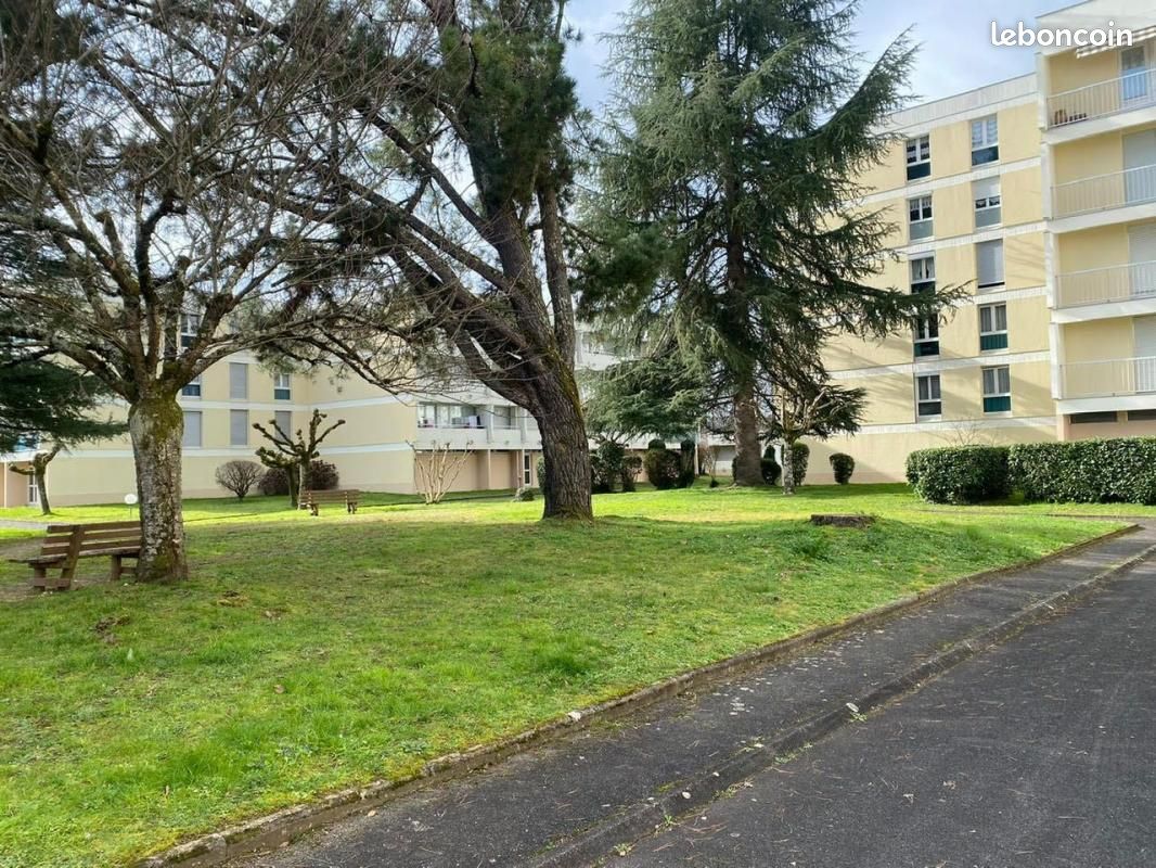 Appartement 1 pièce 37 m² · à Périgueux · 37 m² · 365 €/mois