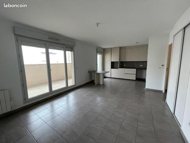 Appartement 3 pièces 65 m² · à Décines-Charpieu · 65 m² · 1 020 €/mois