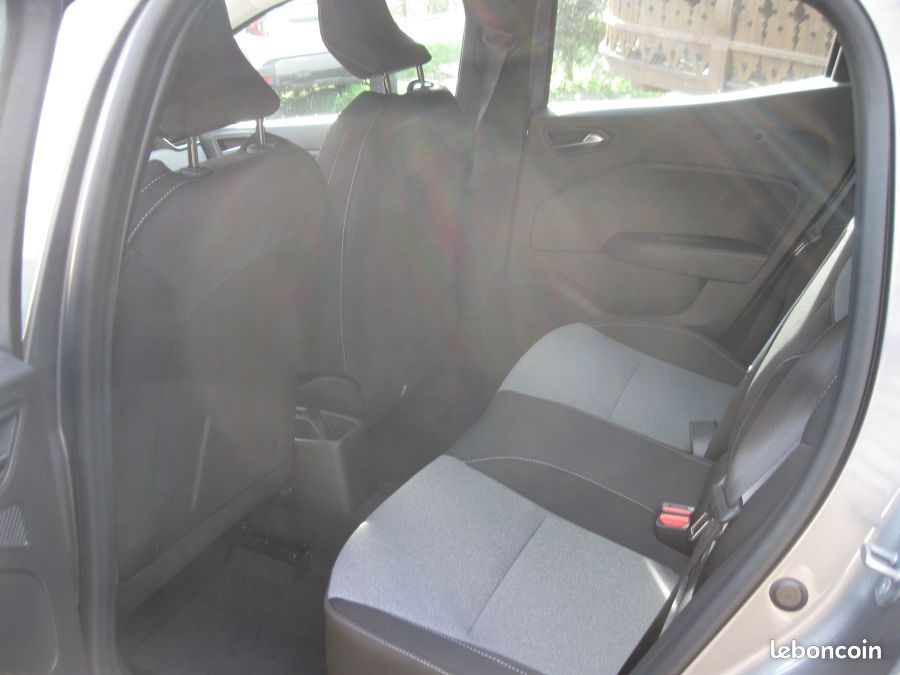 Renault clio 5 tce 90 ch evolution gris schiste metal (image 5)