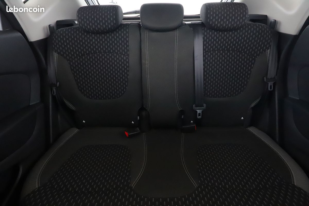 Renault Captur 1.5 dCi Intens 90 ch (image 9)