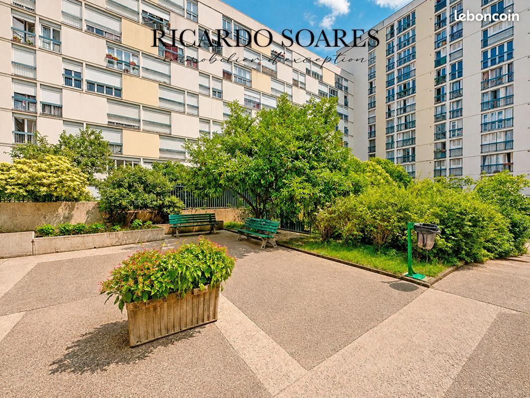 Appartement 5 pièces 98 m² · à Paris · 98 m² · 749 000 €