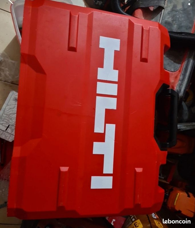 Cloueur hilti gx120 - BTP - Chantier gros-oeuvre