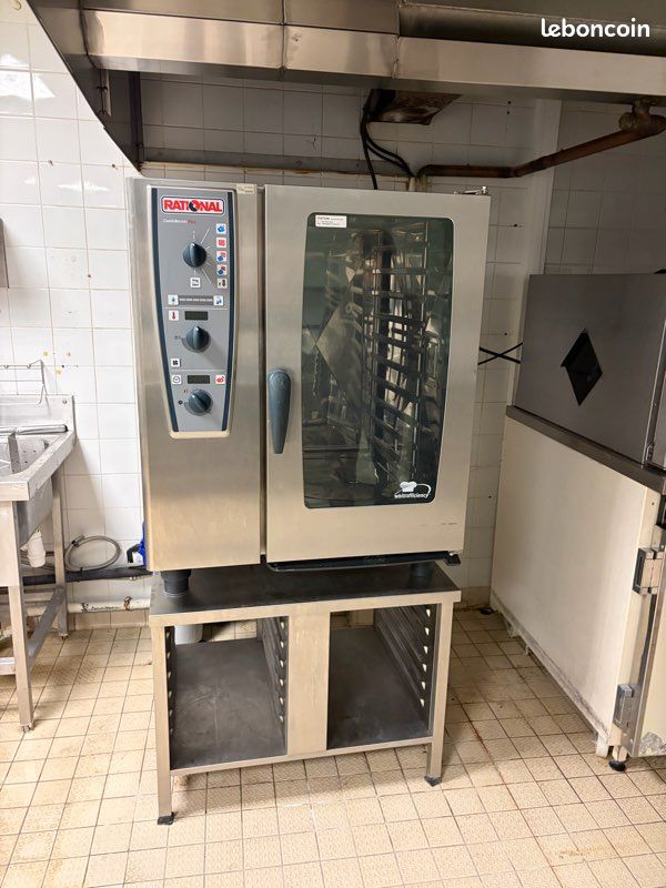 Four RATIONAL Combi Master Plus - Parfait état (image 1)