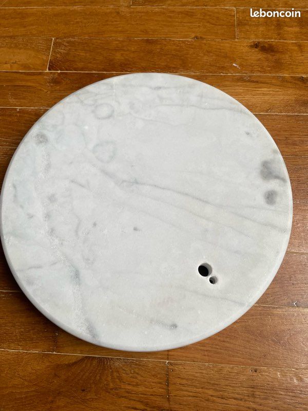 Pied de lampe en marbre blanc (image 2)