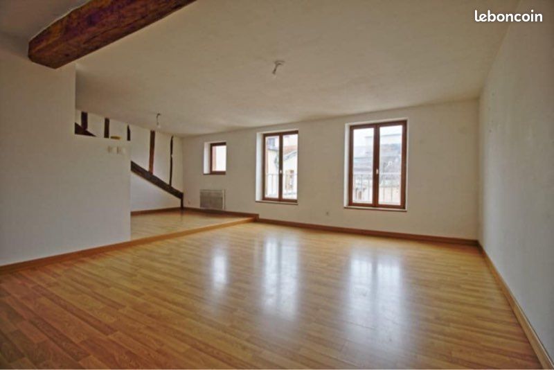 Appartement 4 pièces 110 m² · à Châlons-en-Champagne · 110 m² · 180 000 €