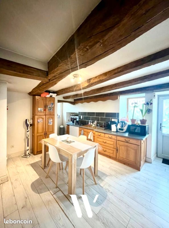 Maison 8 pièces 210 m² · à Boulot · 209,9 m² · 210 000 €