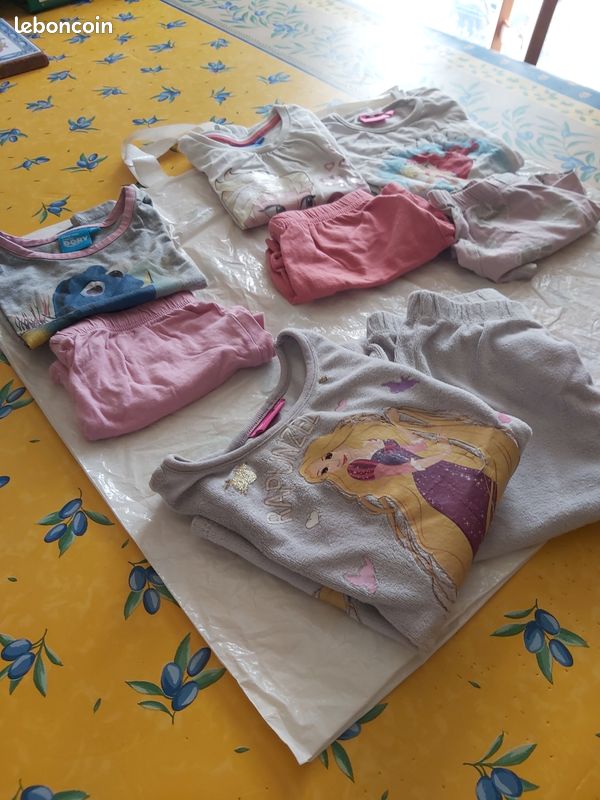 Vêtements fille 3/4 ans (image 2)