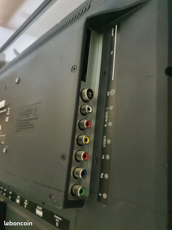 TV ESSENTIELB Luméo 21.5" SD - 54 cm LCD (image 3)