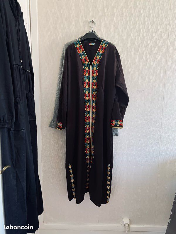 Robe longue t 44-46 made in Égypte (image 1)