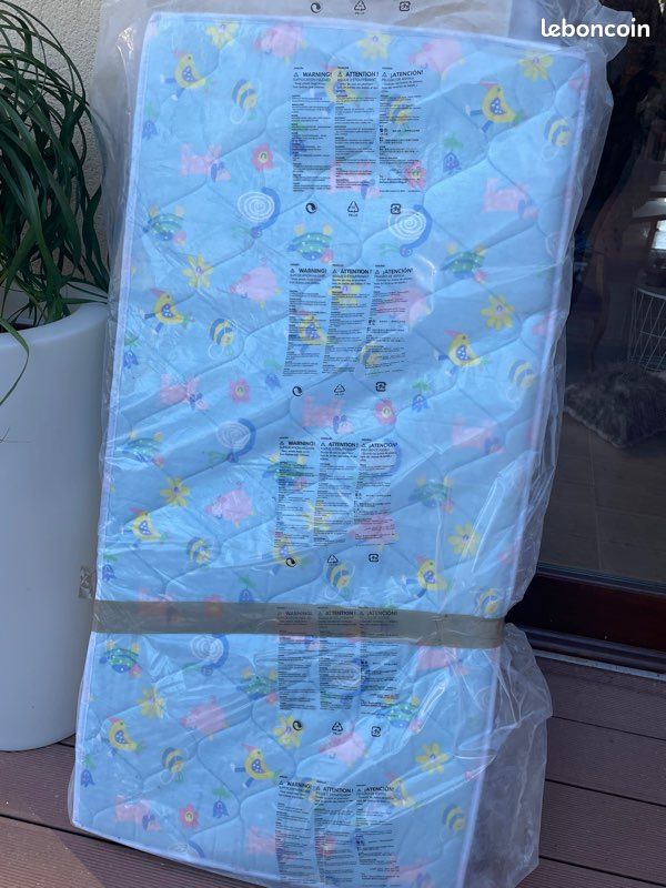 Joli Lit enfant blanc (image 2)