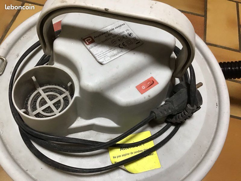 Aspirateur à cendre (image 2)
