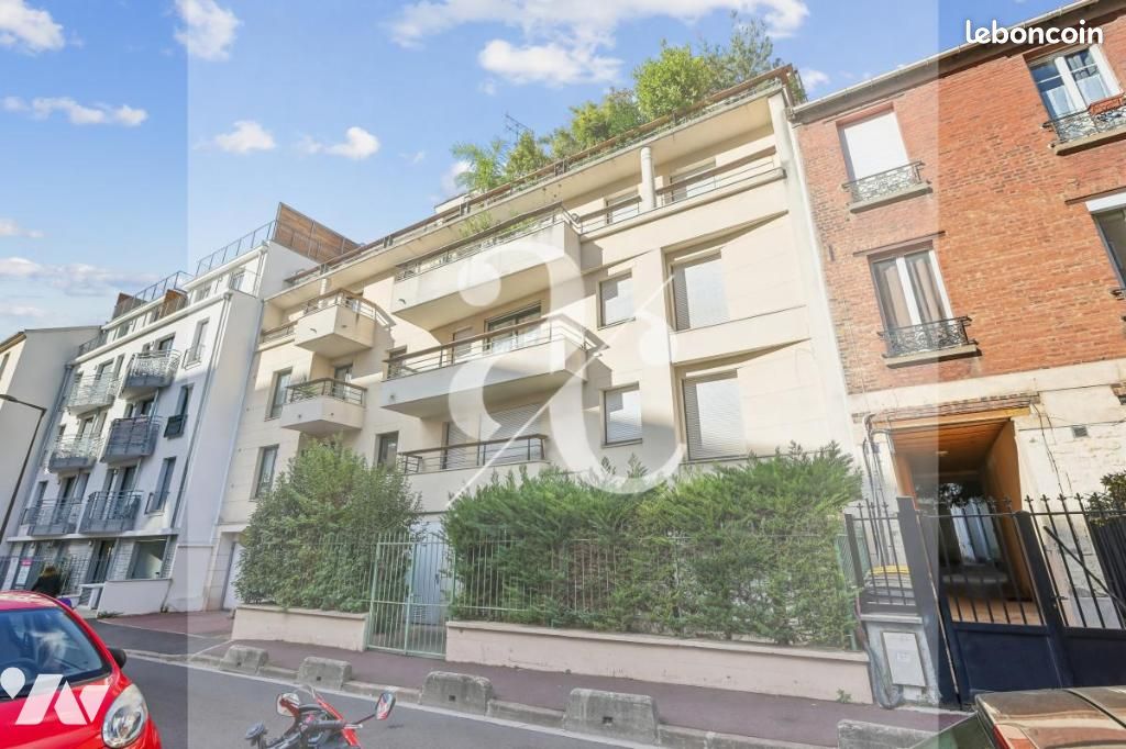 Appartement 1 pièce 25 m² · à Suresnes · 25 m² · 215 250 €