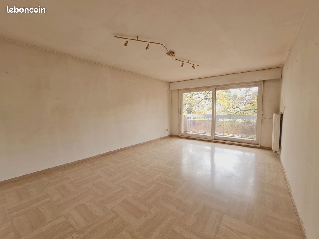 Appartement 2 pièces 56 m² · à Saint-Julien-en-Genevois · 55,7 m² · 225 000 €