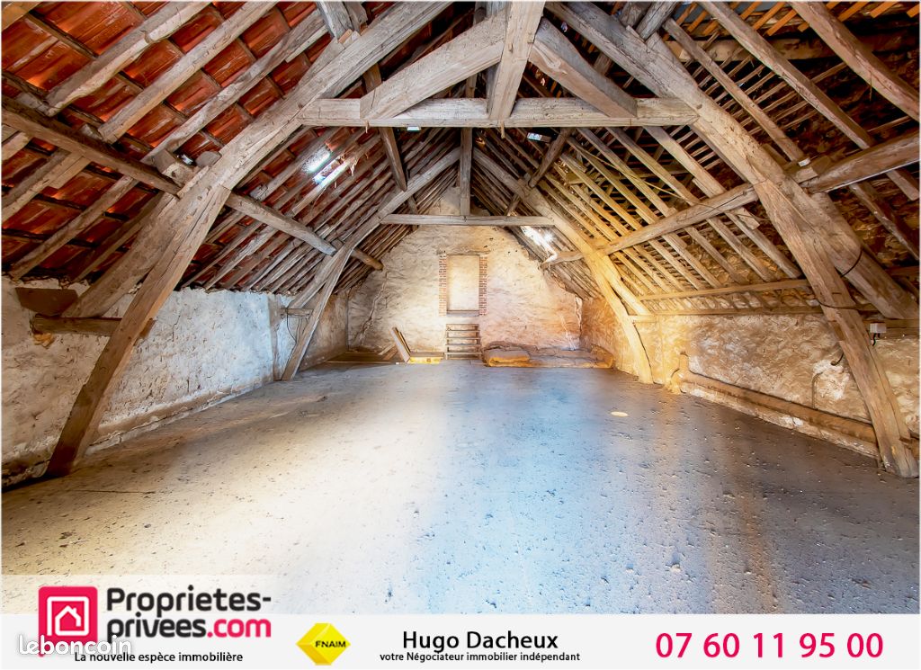 Maison 5 pièces 234 m² · à Graçay · 234 m² · 33 990 €