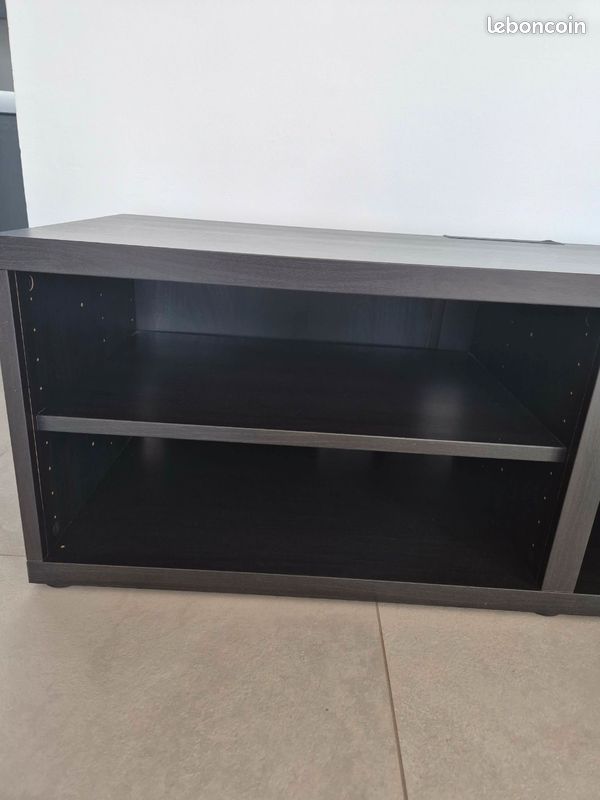 Meuble TV IKEA brun-noir + 2 tablettes – Comme neuf (image 4)