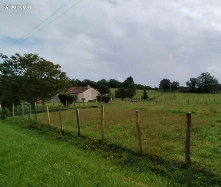 Terrain 1 055 m² Sereilhac · à Séreilhac · 34 050 €