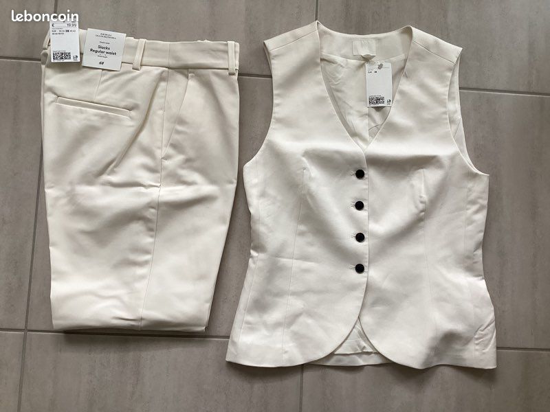 Gilet et pantalon de costume Neufs Vêtements