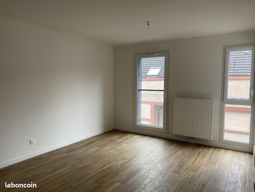 Appartement 3 pièces 56 m² · à Lille · 56 m² · 806 €