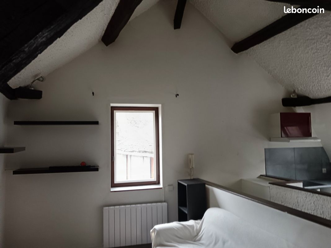 Appartement 1 pièce 30 m² · à Auxerre · 30 m² · 350 €/mois