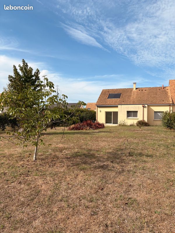 Maison 4 pièces 93 m² · à Changé · 93 m² · 930 €/mois