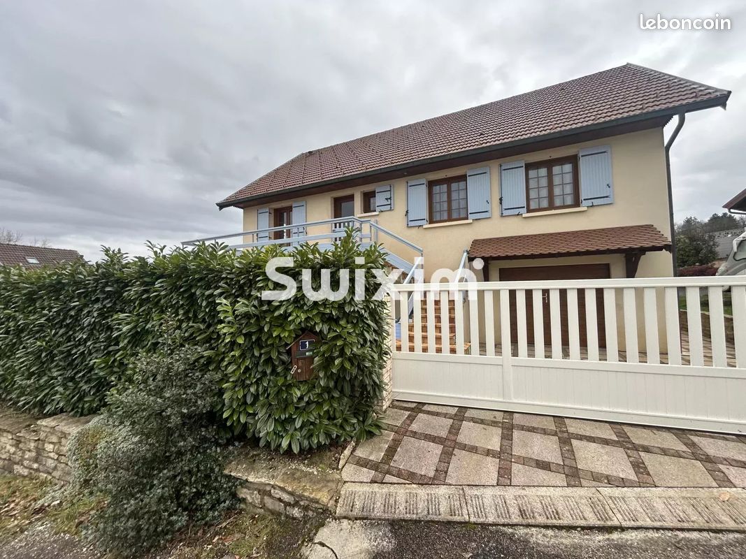 Maison 6 pièces 158 m² · à Orgelet · 158 m² · 265 000 €