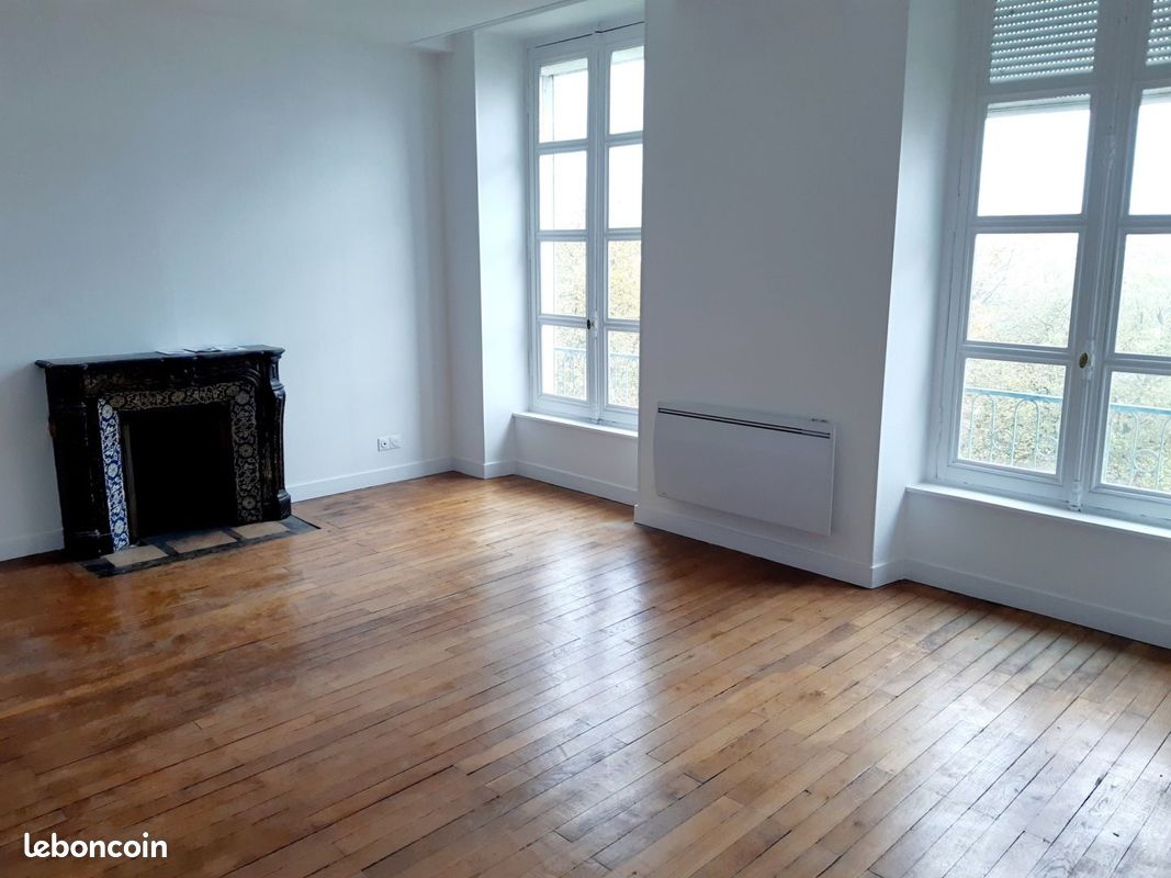 Appartement 4 pièces 109 m² · à Nevers · 109 m² · 905 €