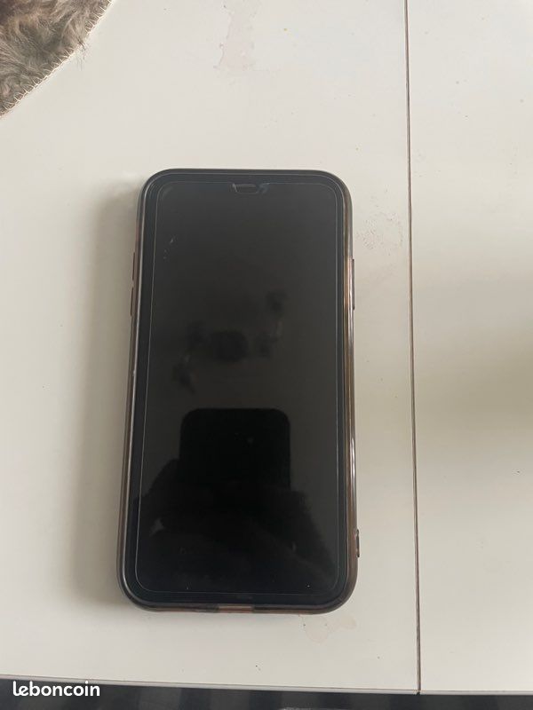 Iphone xr (image 2)