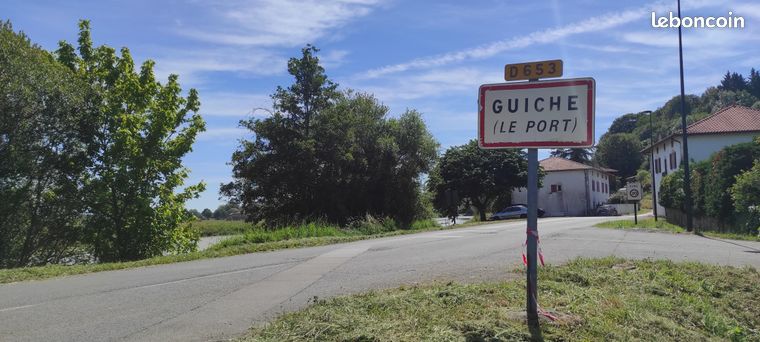 Vente | Terrain constructible | 1287 m² | Guiche