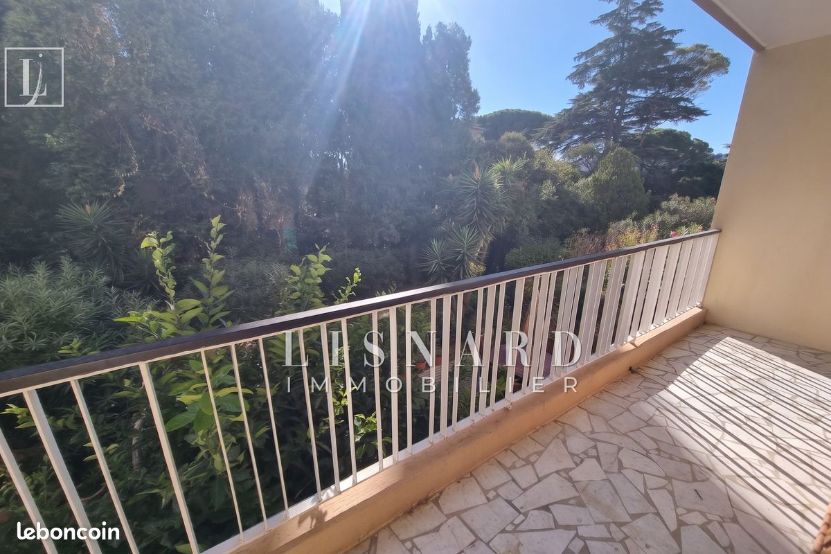 Appartement 2 pièces 50 m² · à Vallauris · 50 m² · 180 000 €