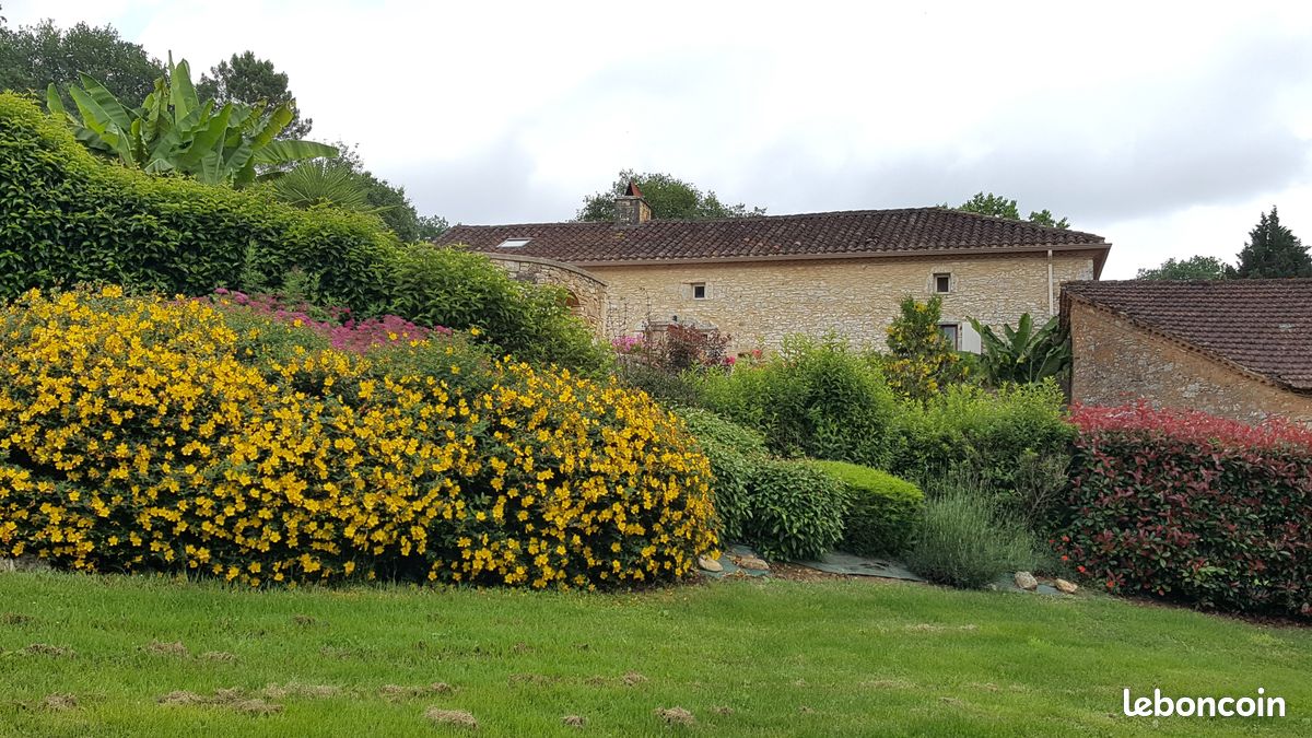 A louer maison avec jardin et piscine - Fumel 47500 (image 2)