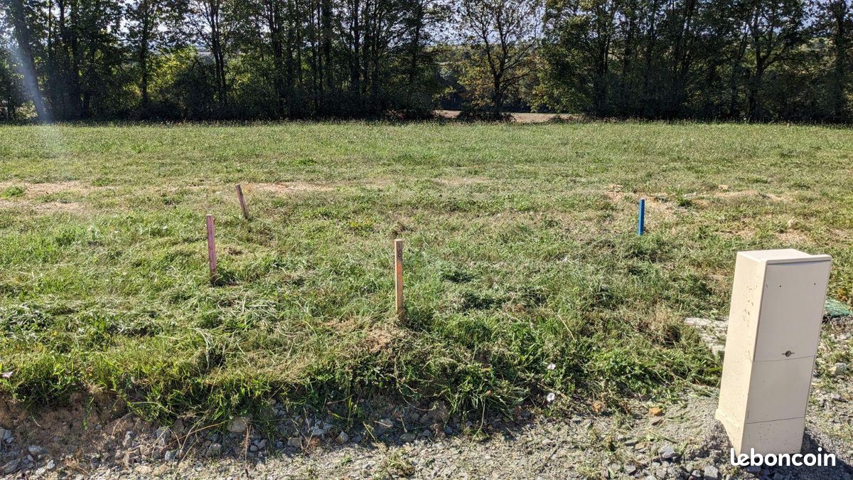 Terrain 409 m² · à La Couyère · 409 m² · 45 687 €
