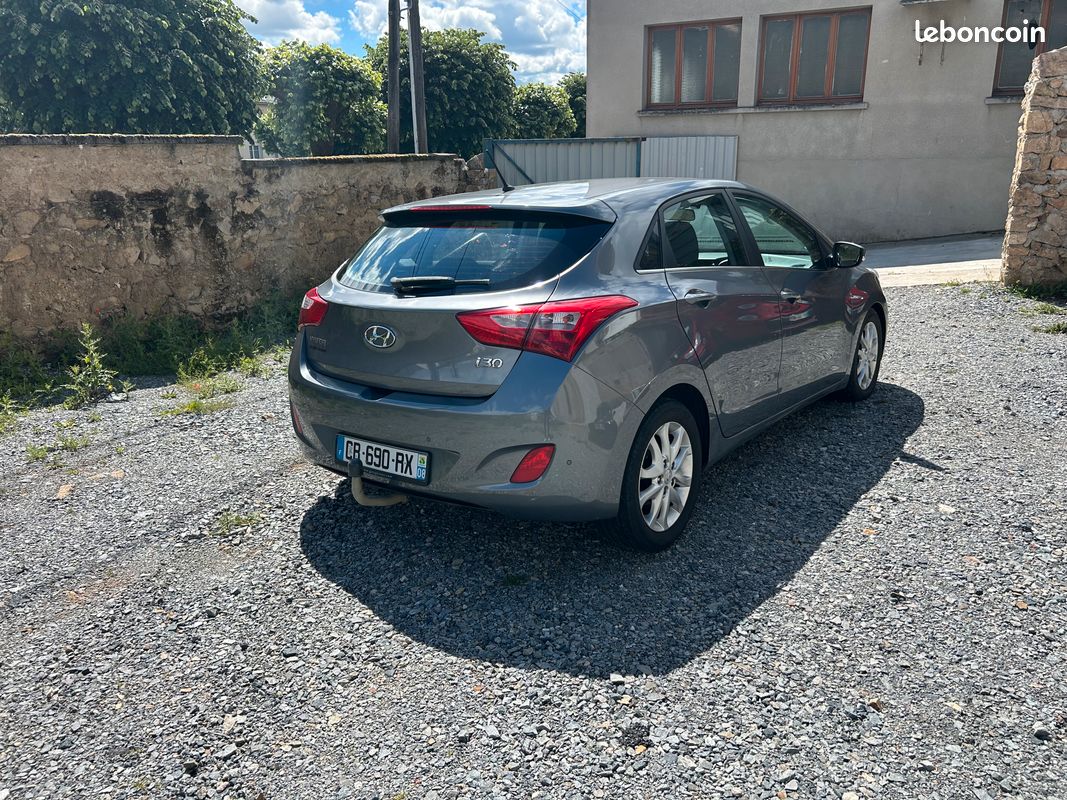HYUNDAI I30 1.6 CRDI 110CH Blue Drive Pack Business (image 3)