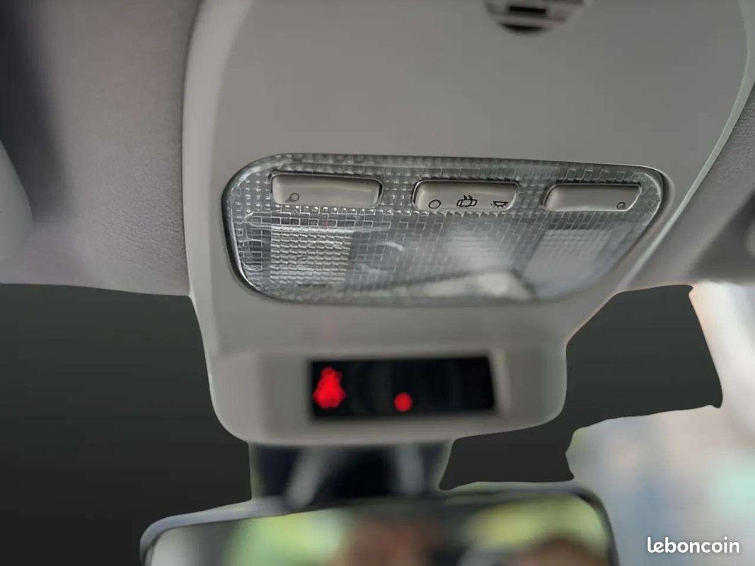 Peugeot 308 1.6 VTI 16V PREMIUM 5P (image 13)
