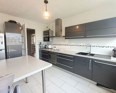 Appartement 299 000 € - 93 m²